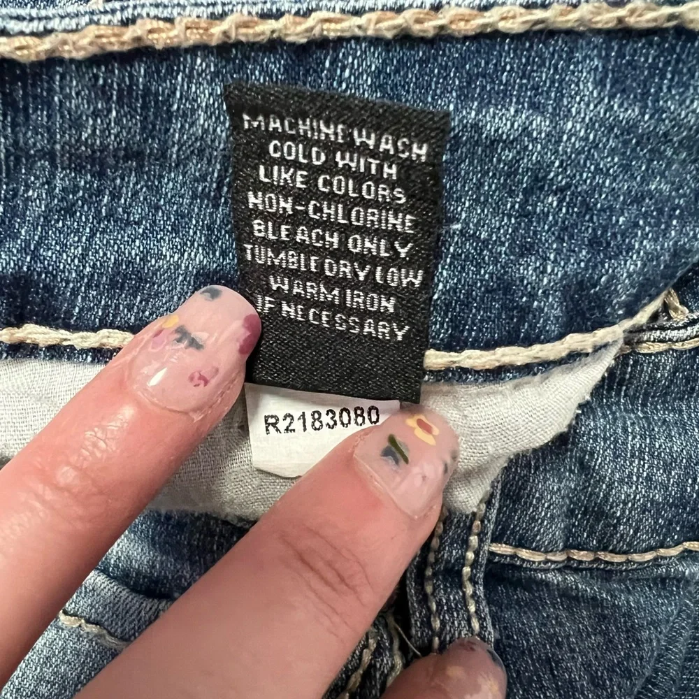 Rue21 Denim Cutoff Shorts - size 5/6 - Picture 6 of 6